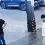 China mechanic stabbing thumb1