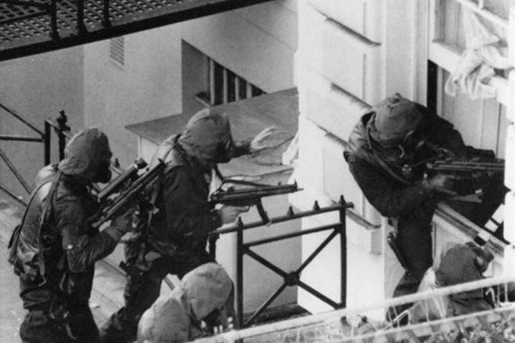 Obléhání íránské ambasády (1980) 🇬🇧🇮🇷 6 1000085483