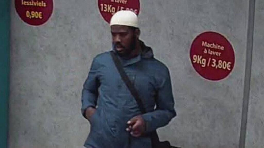Ubodaný muslim 🇫🇷🇲🇱 1 1000086824